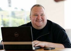 dotcom-laptop.jpg